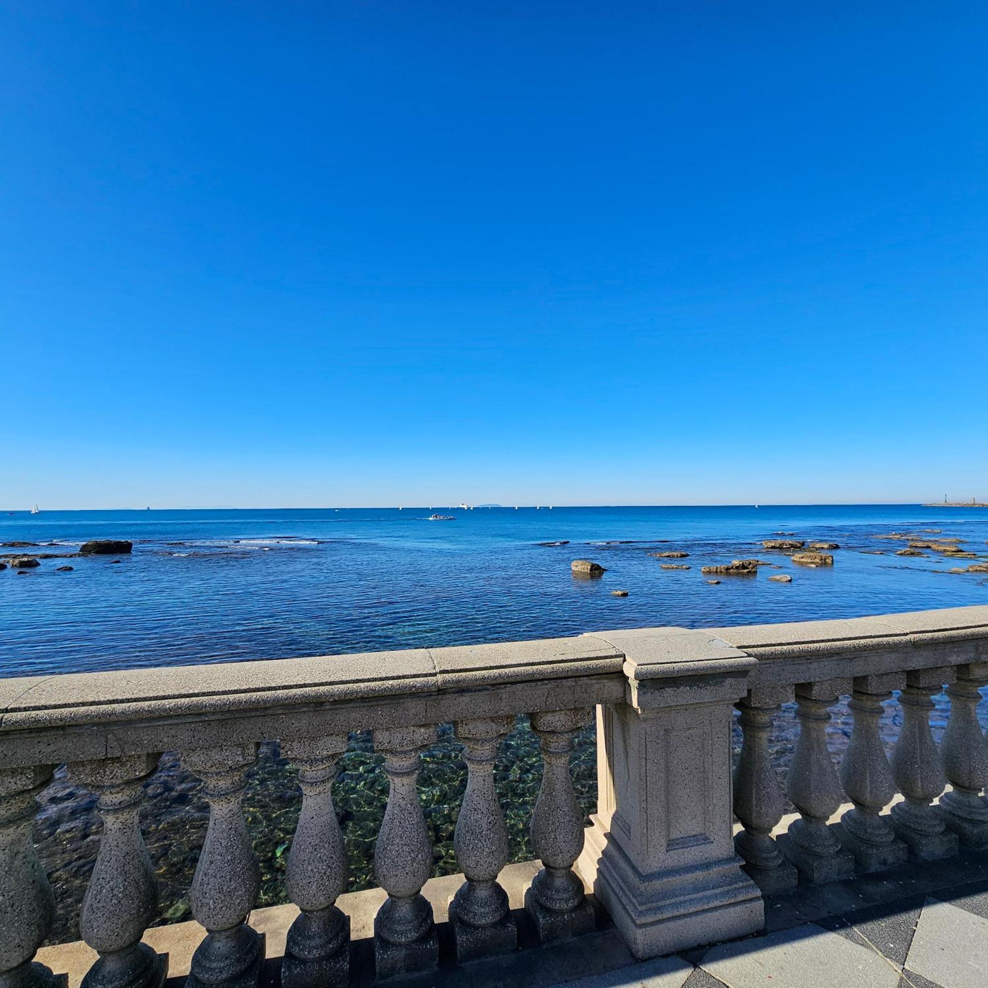 Апартаменти Sunnyside Accademia Ліворно Екстер'єр фото